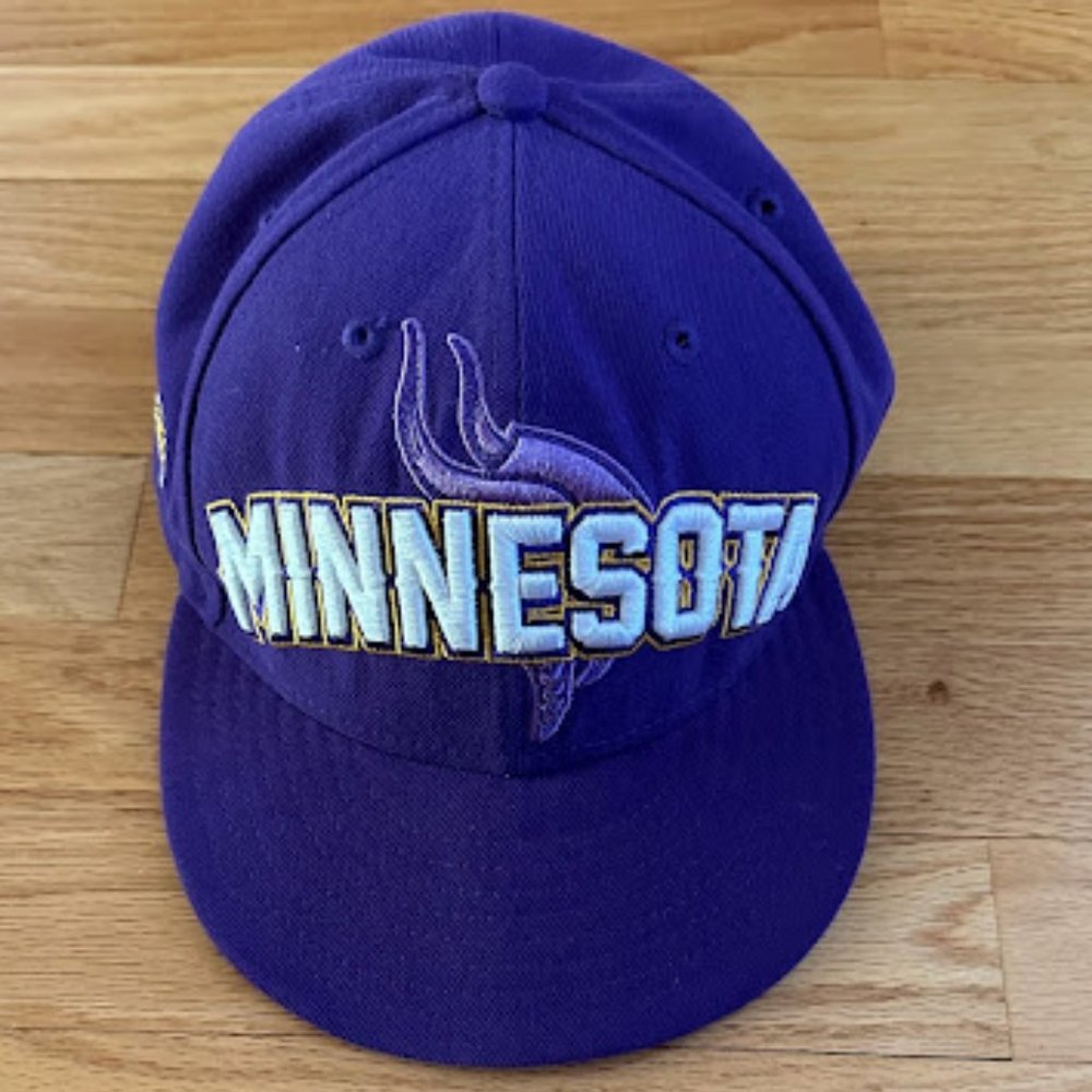 New Era Minnesota Vikings 59Fifty Fitted NFL Hat Size 7